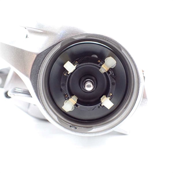 １８バンタムＭＧＬ６．２右